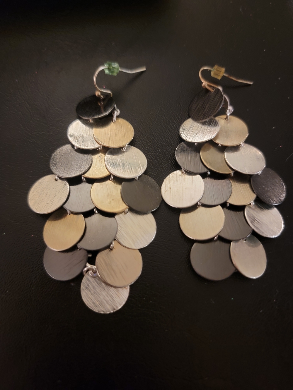New NWOT Express Dangle Disc Cascade Earrings - Two-Tone Silver & Gold